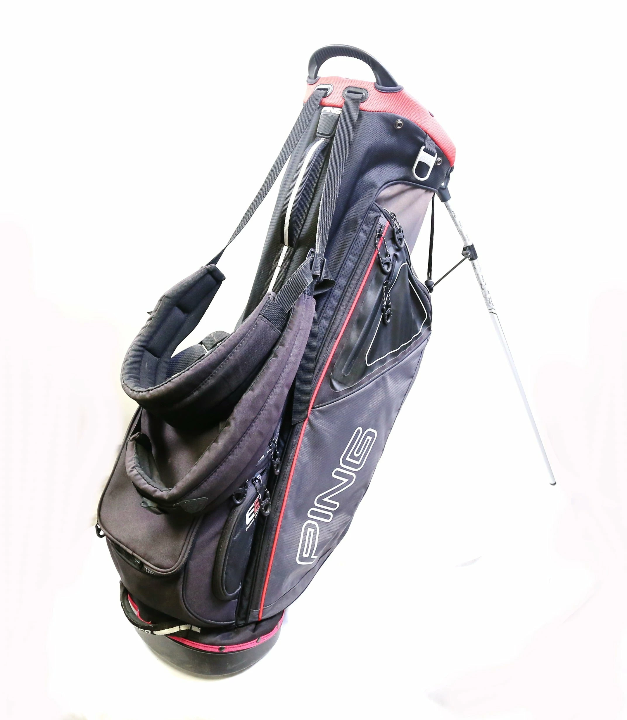 Ping E2 Black And Red Hoofer 5 Way 8 Pocket Stand Bag - Image 2