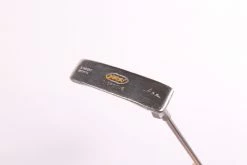 Yes! Ann Putter RH 32 In Steel Shaft Super Stroke Slim 3.0 Grip