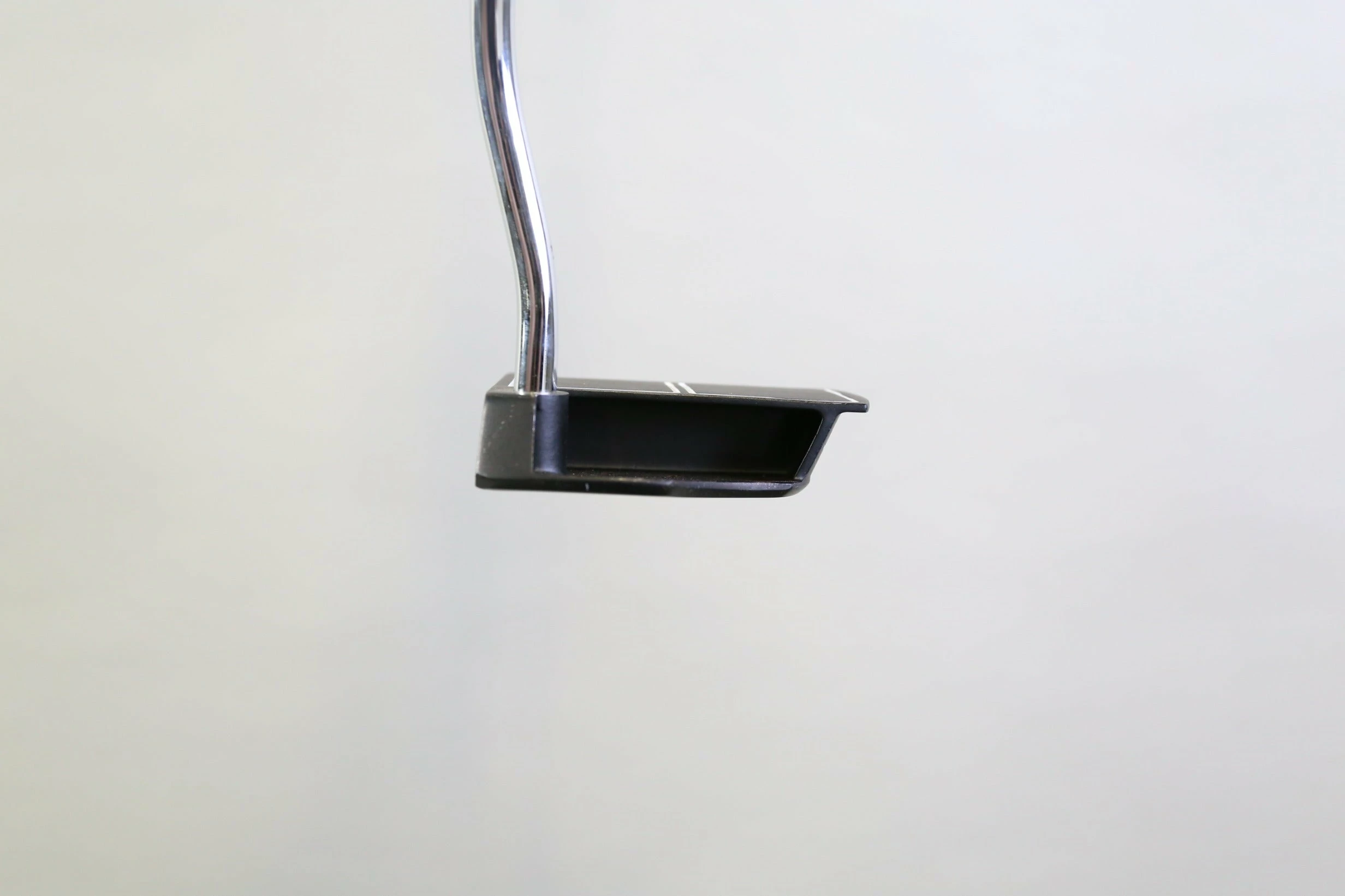 Cleveland Smart Square Putter RH 36.5 In Cleveland Steel Shaft SS Slim 3.0 Grip - Image 4