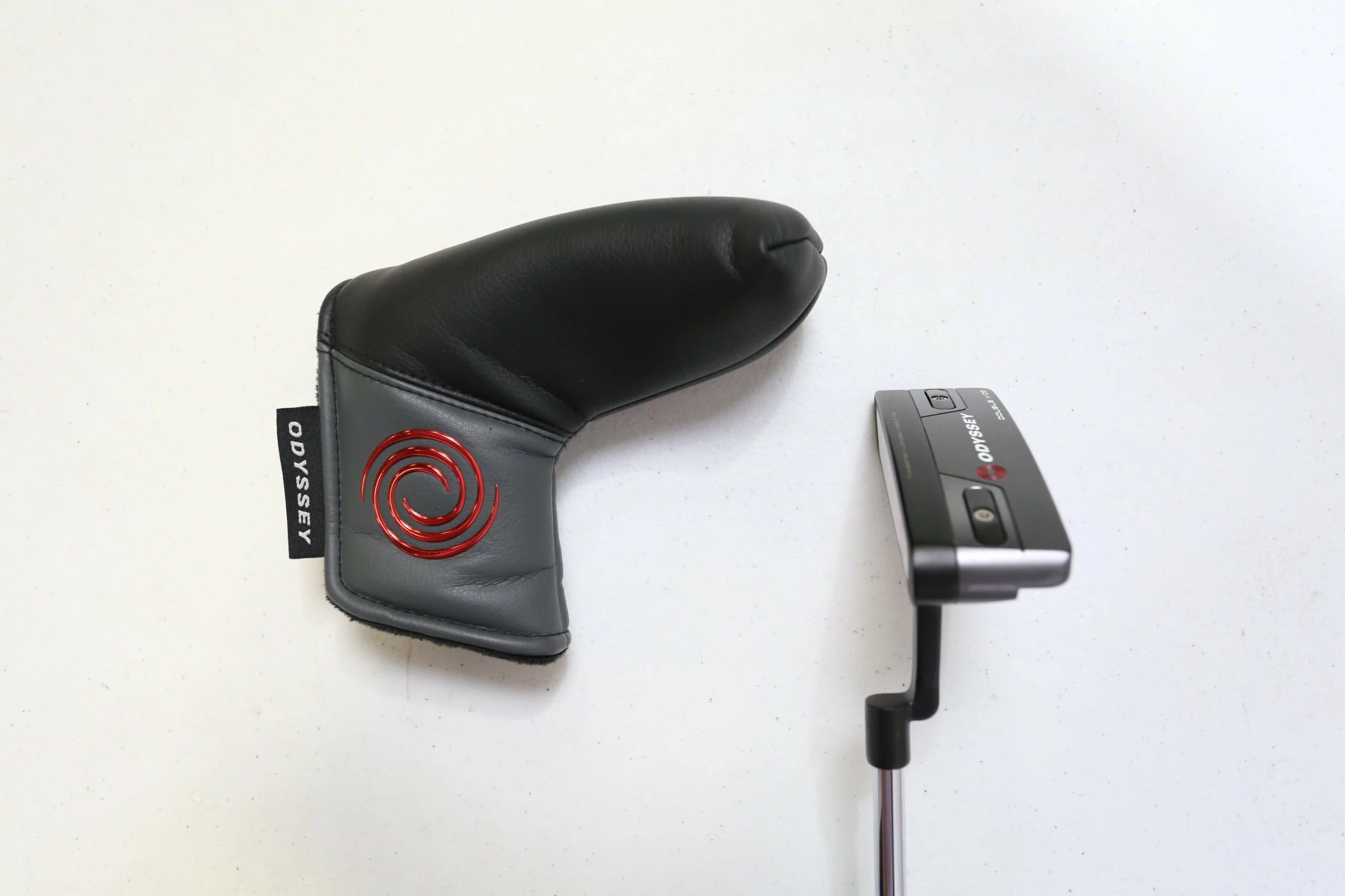 LEFTY Odyssey Tri-Hot 5K Double Wide Putter 35 In Graphite Shaft