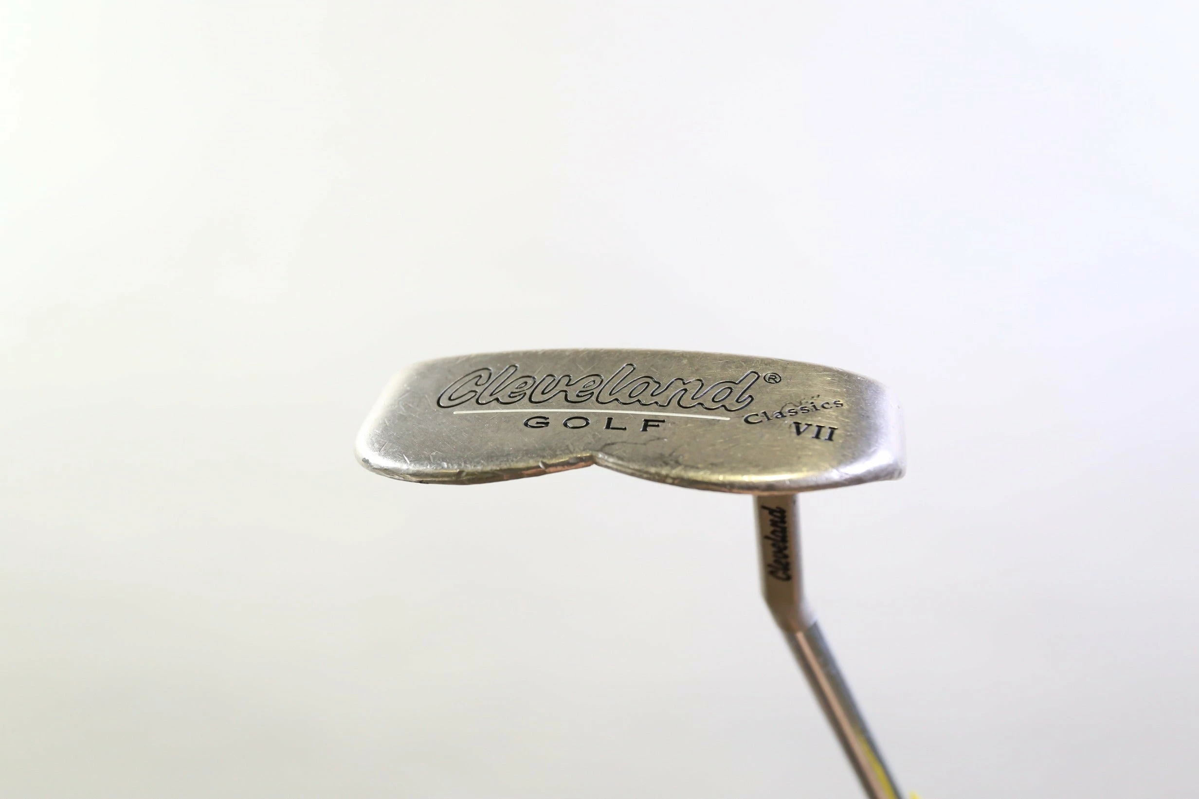 Cleveland CLASSIC VII Putter RH 33 In Steel Shaft Cleveland Grip Blade