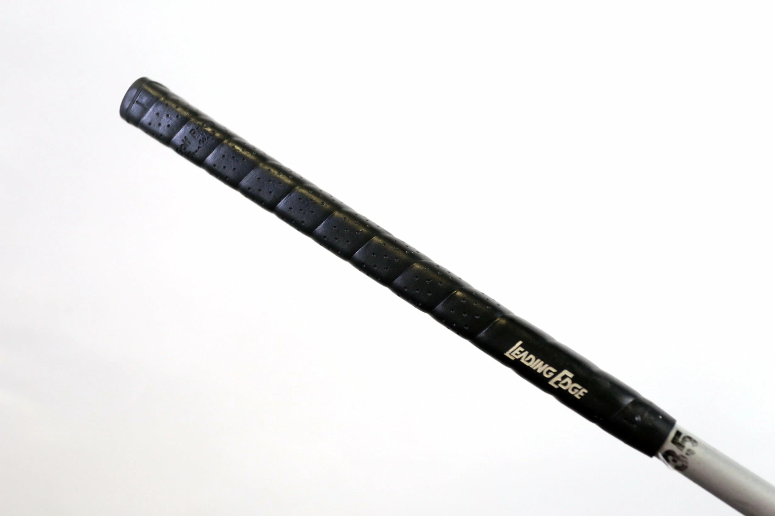 Leading Edge Tour Model Putter RH 35 In Graphite Shaft - Image 10