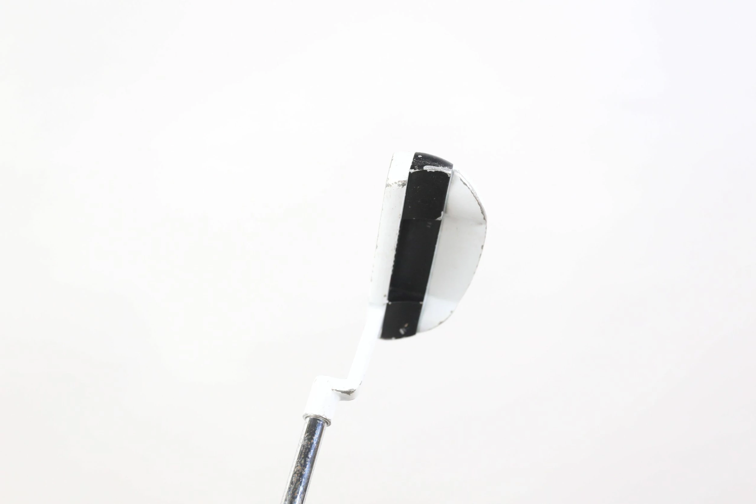 Odyssey Versa 330 Mallet White Putter Right Handed 34.75 In Steel Versa - Image 6