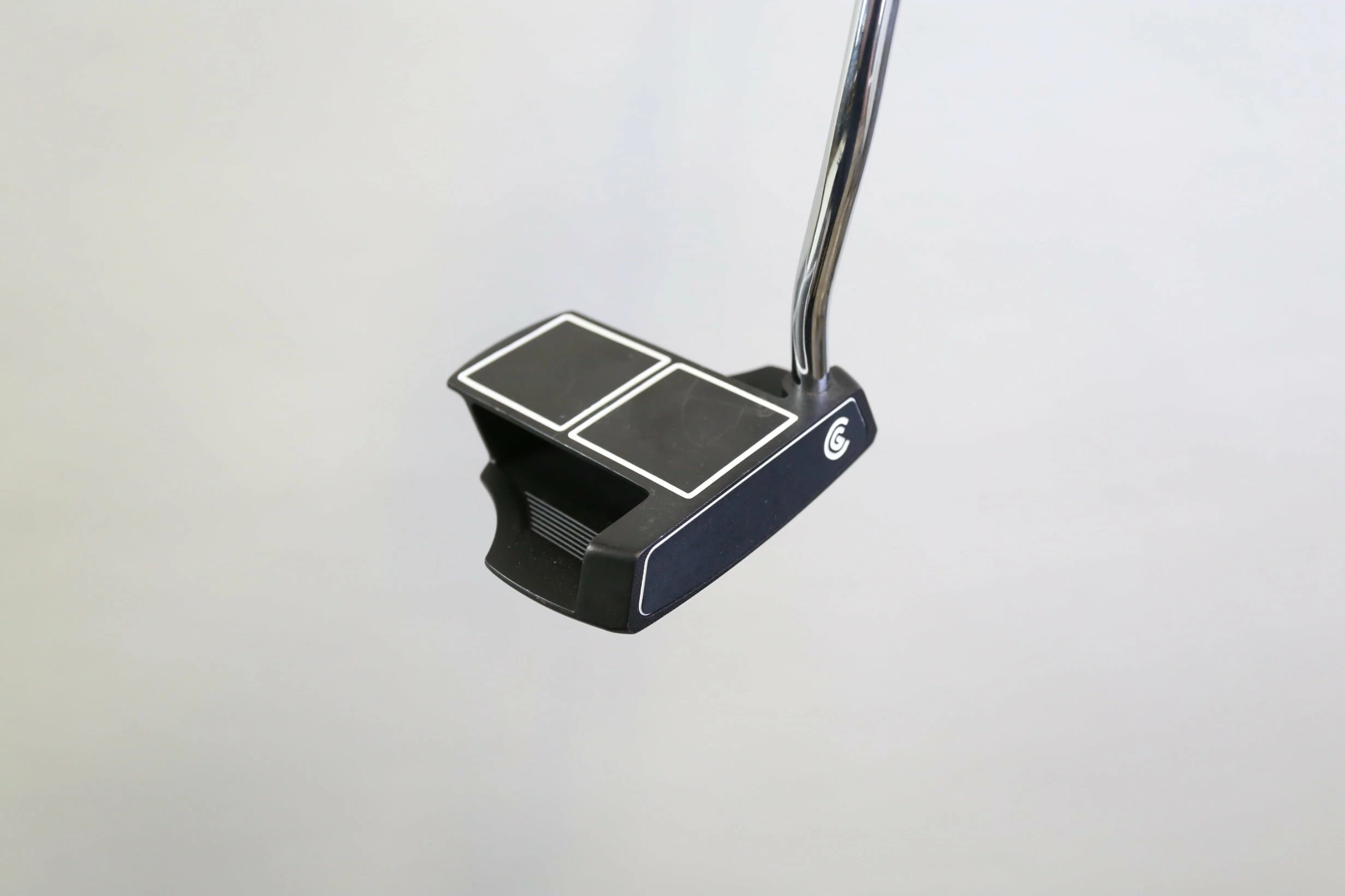 Cleveland Smart Square Putter RH 36.5 In Cleveland Steel Shaft SS Slim 3.0 Grip - Image 2