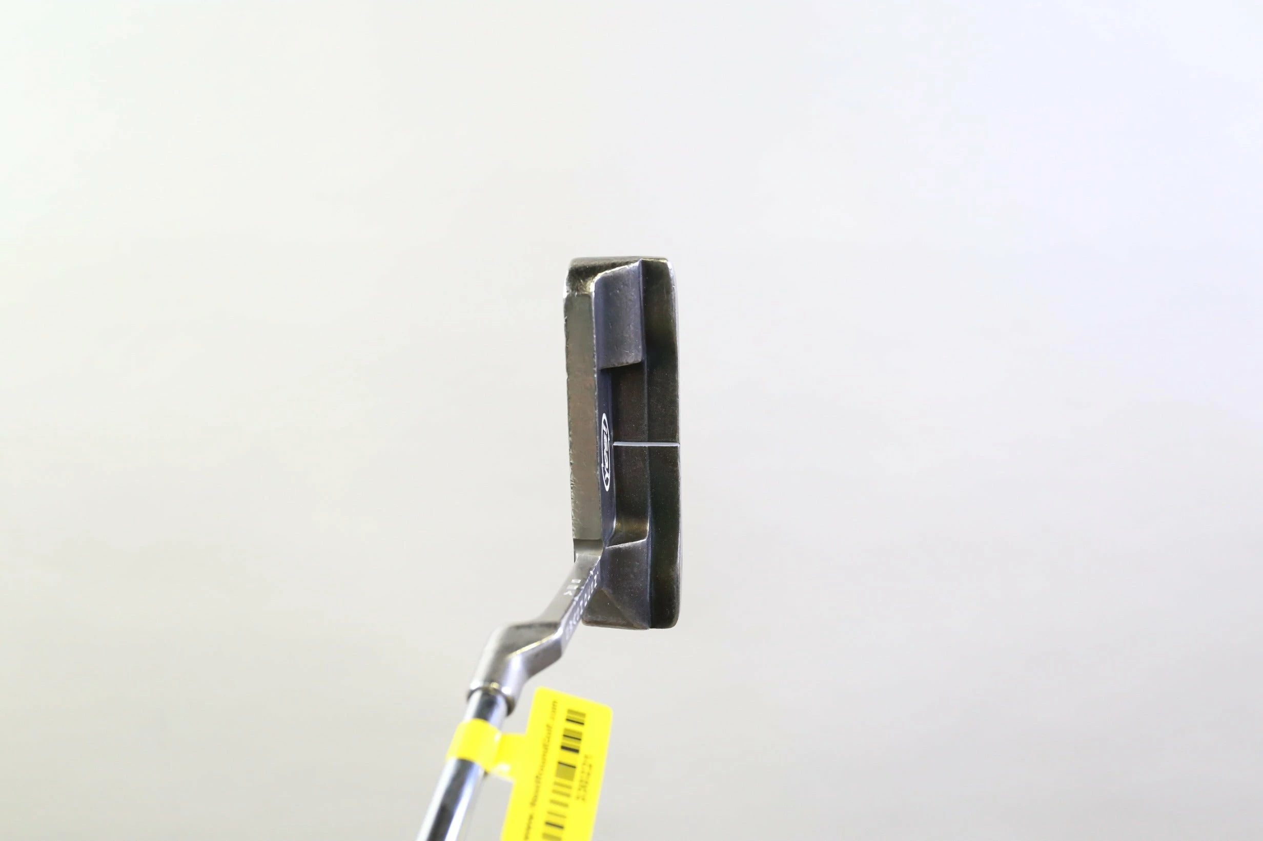 Yes! Callie Putter RH 34.5 In Steel Shaft 2 Thumb Grip Blade - Image 6