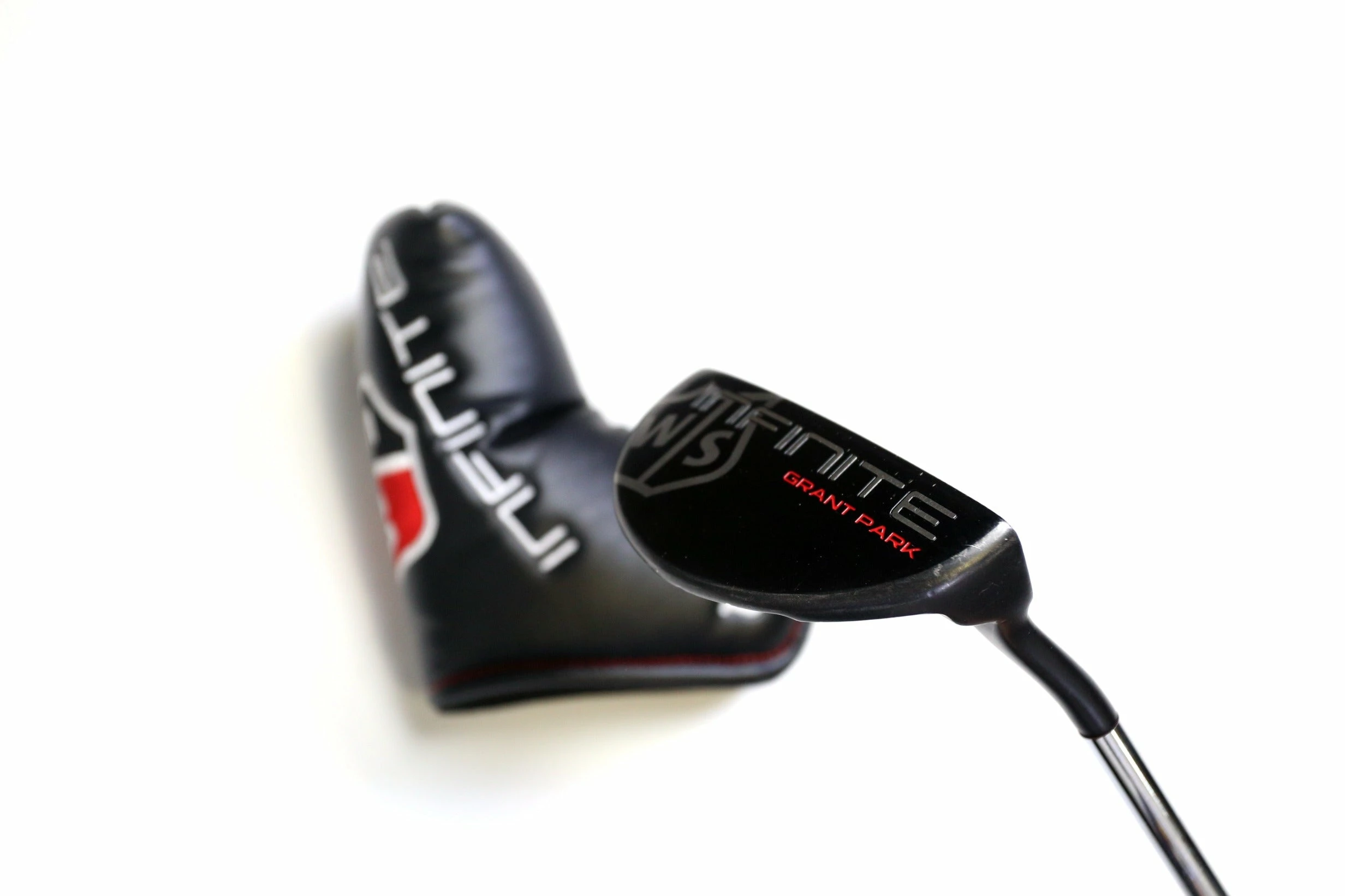 Wilson Staff Infinite Grant Park Putter 33 In Infinite Steel SuperStroke Tour