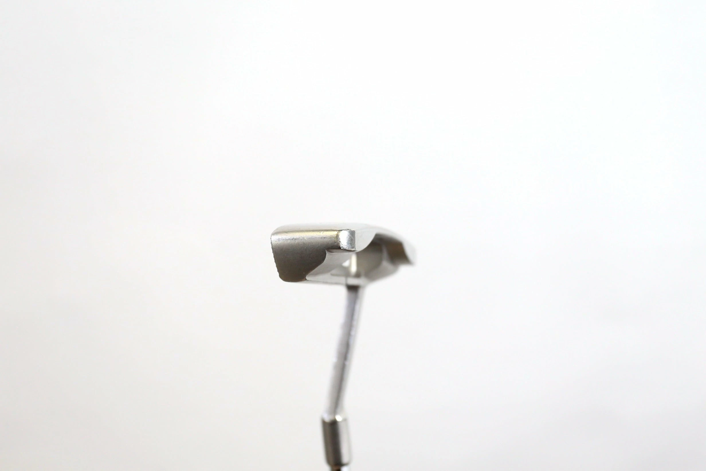 Rife Antigua Putter RH 34 In Steel Shaft SuperStroke Tour 2.0 Grip - Image 4